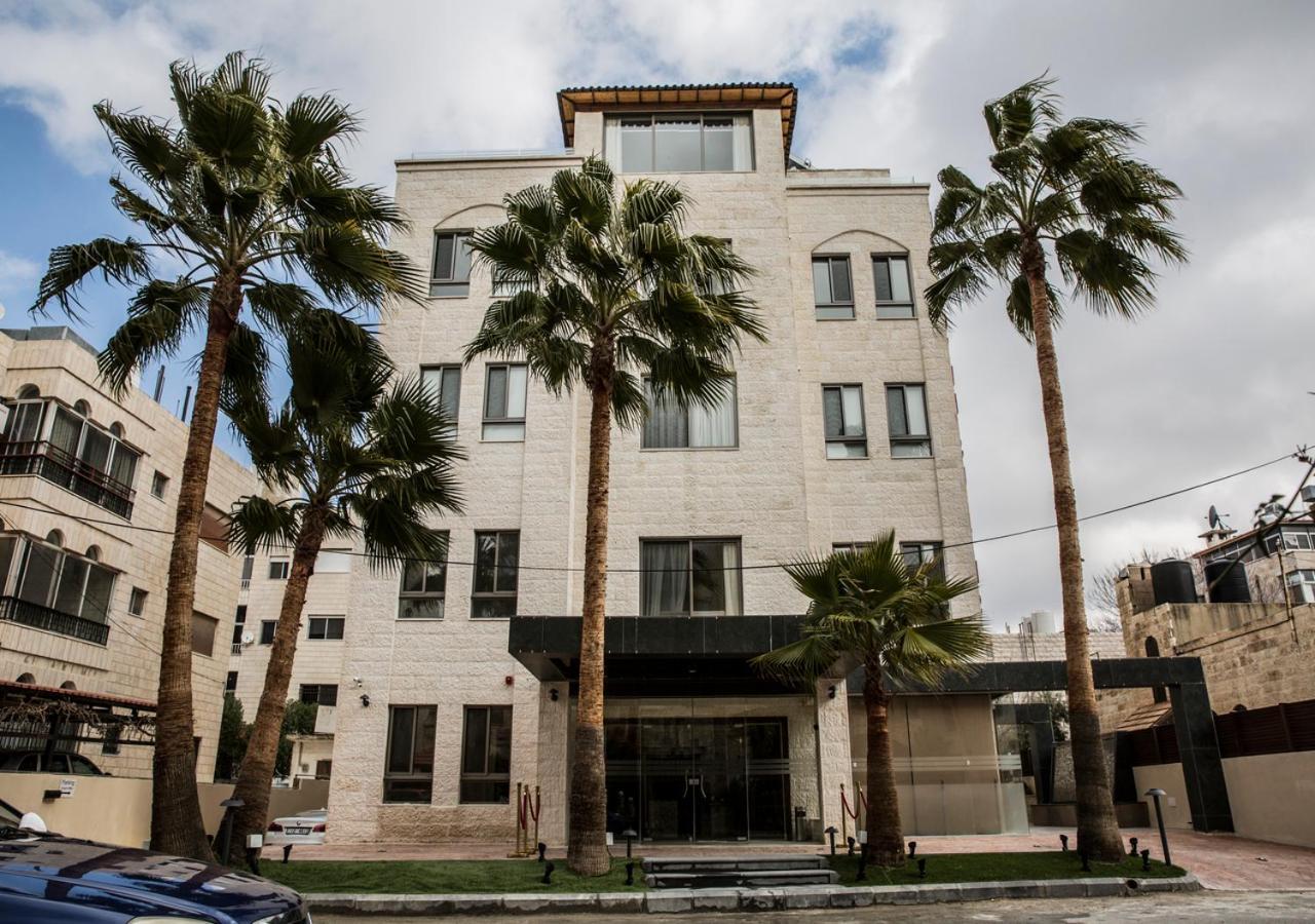 Naylover Hotel Suites Amman Ngoại thất bức ảnh