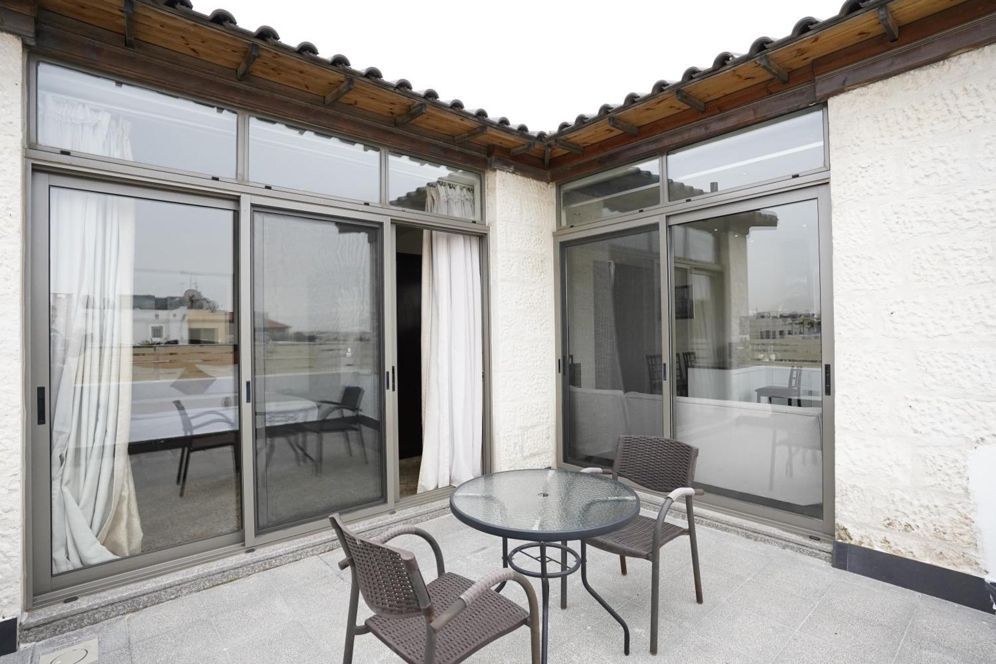 Naylover Hotel Suites Amman Ngoại thất bức ảnh