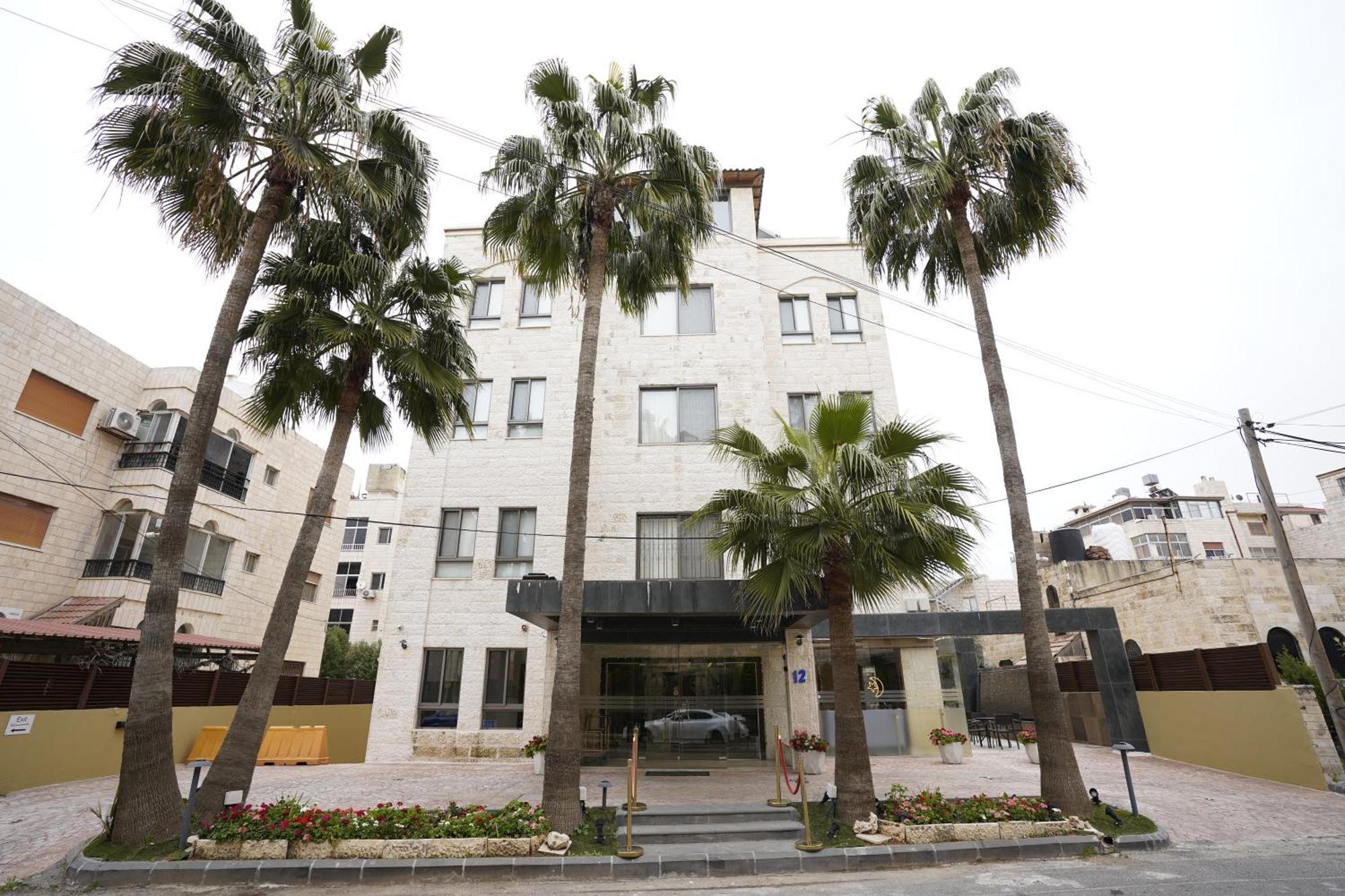Naylover Hotel Suites Amman Ngoại thất bức ảnh