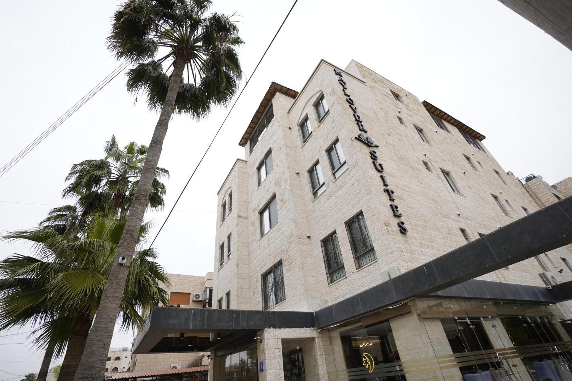 Naylover Hotel Suites Amman Ngoại thất bức ảnh