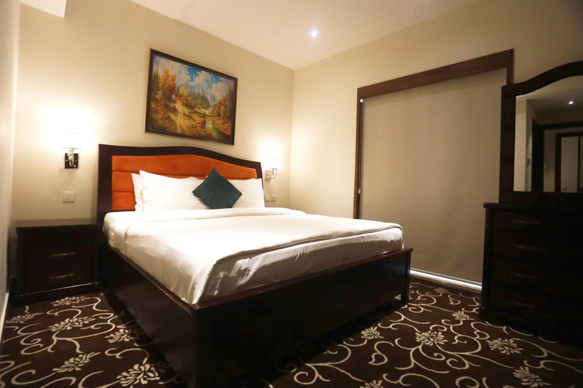 Naylover Hotel Suites Amman Ngoại thất bức ảnh