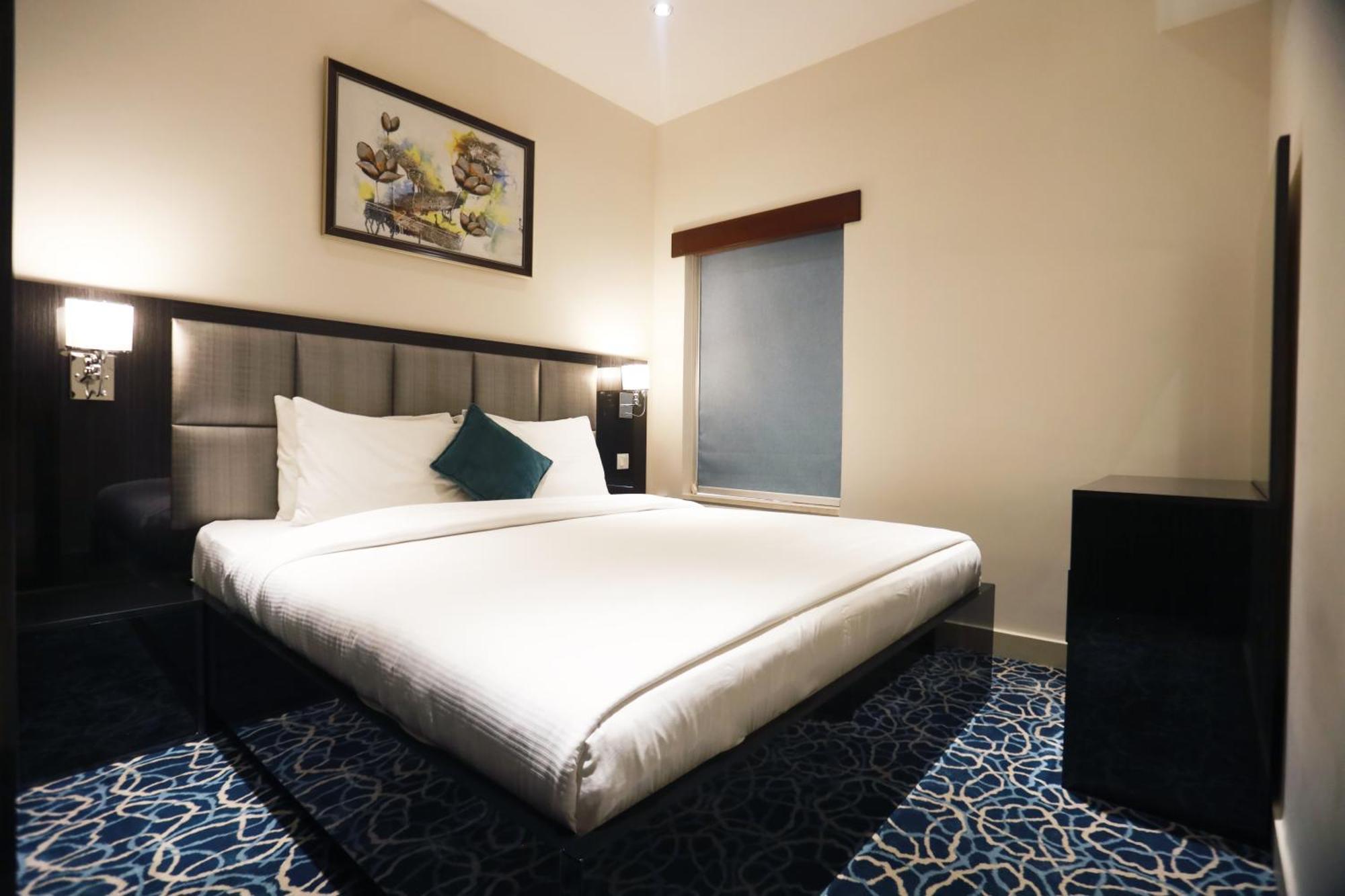 Naylover Hotel Suites Amman Ngoại thất bức ảnh