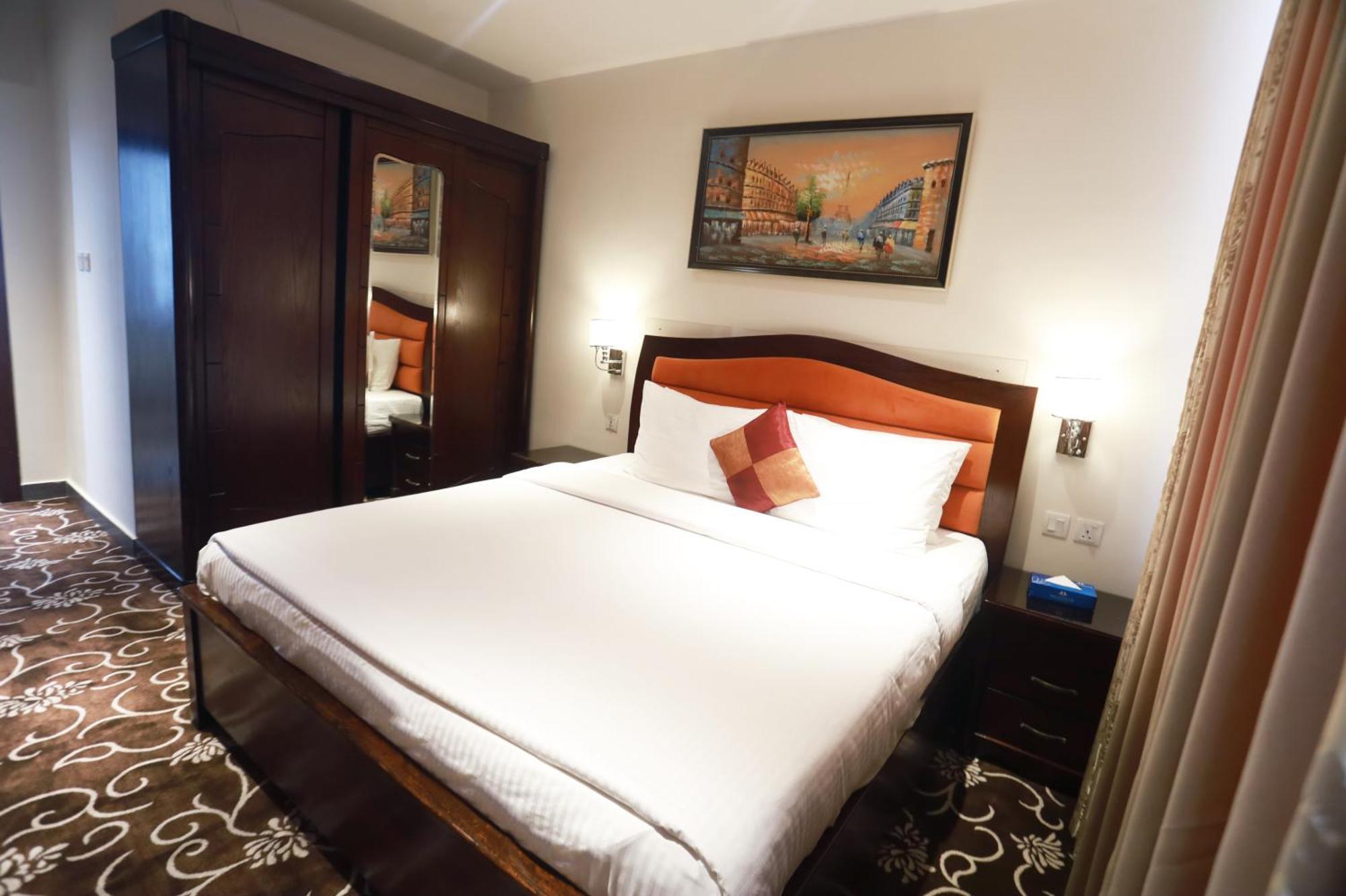Naylover Hotel Suites Amman Ngoại thất bức ảnh