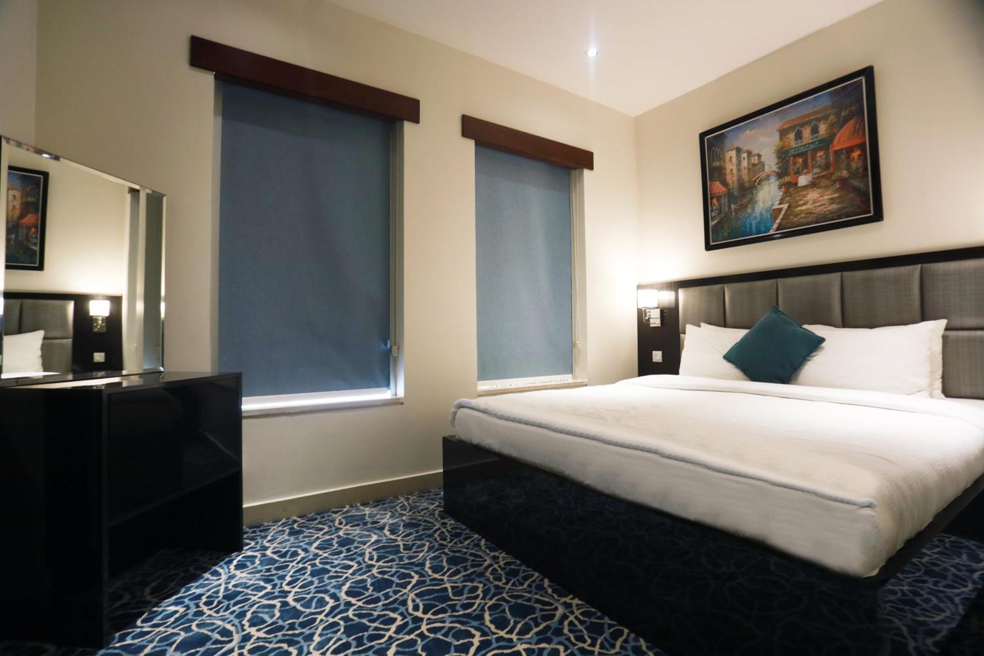 Naylover Hotel Suites Amman Ngoại thất bức ảnh