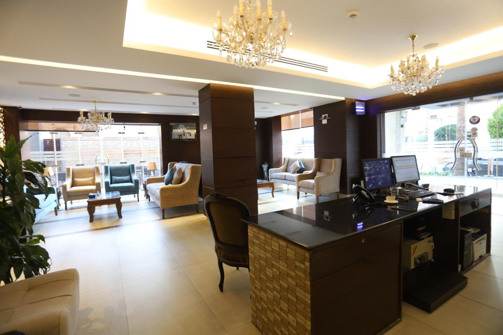 Naylover Hotel Suites Amman Ngoại thất bức ảnh